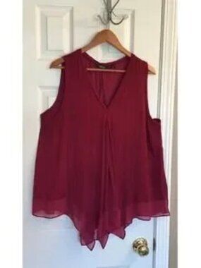Woman's maroon sleeveless polyester top